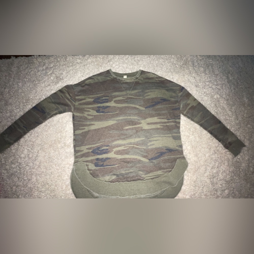Altard State camo oversized sweater, XS